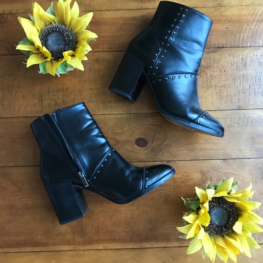 Report Black Booties Size 8.5